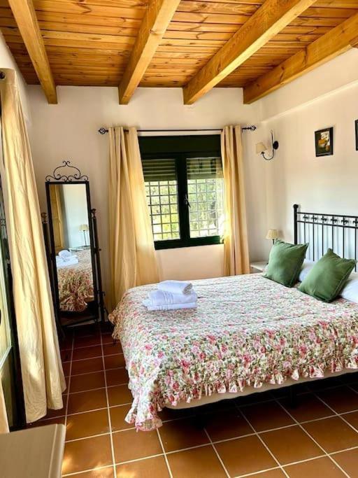 Hispalis Villa En Aracena La Umbria  Exteriör bild