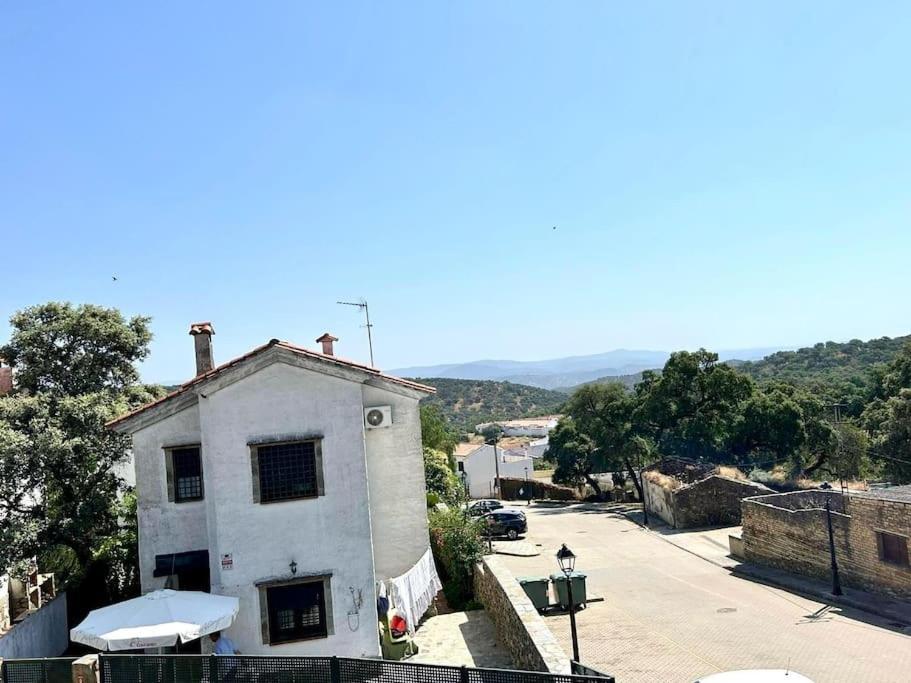 Hispalis Villa En Aracena La Umbria  Exteriör bild