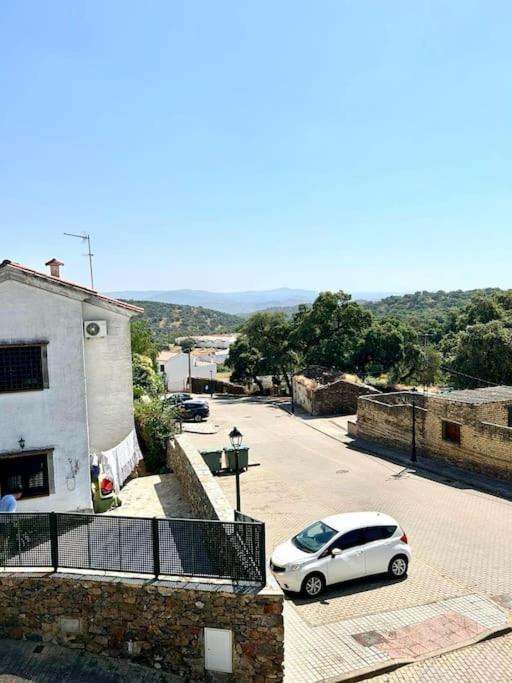 Hispalis Villa En Aracena La Umbria  Exteriör bild